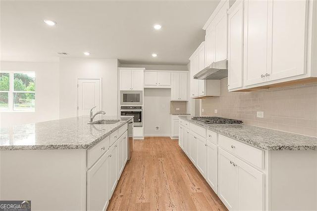 410 POINT PLACE Drive, Loganville, GA 30052