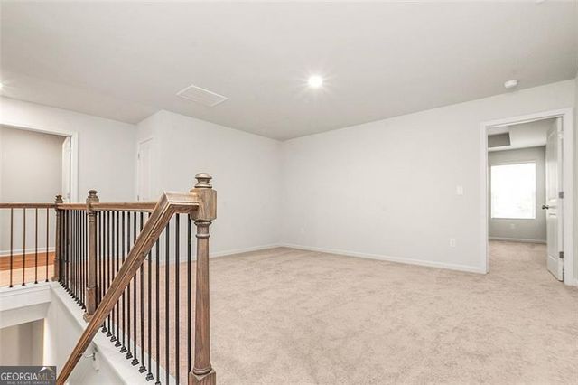 410 POINT PLACE Drive, Loganville, GA 30052