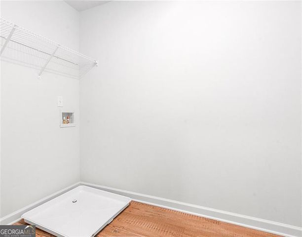 410 POINT PLACE Drive, Loganville, GA 30052