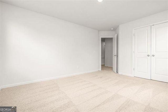 410 POINT PLACE Drive, Loganville, GA 30052