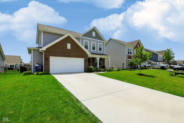 5521 Woods Pointe Drive, Mccordsville, IN 46055