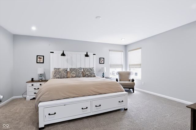 5521 Woods Pointe Drive, Mccordsville, IN 46055