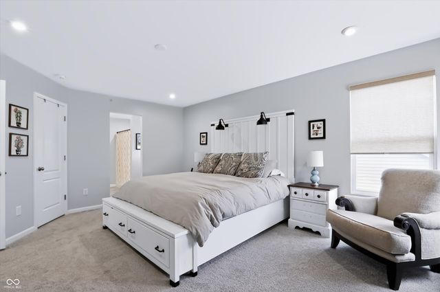 5521 Woods Pointe Drive, Mccordsville, IN 46055