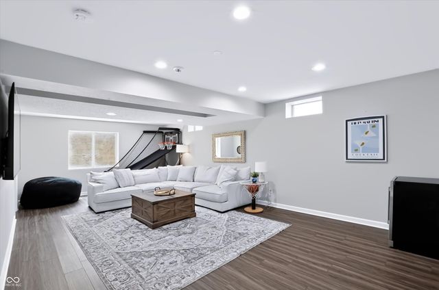 5521 Woods Pointe Drive, Mccordsville, IN 46055