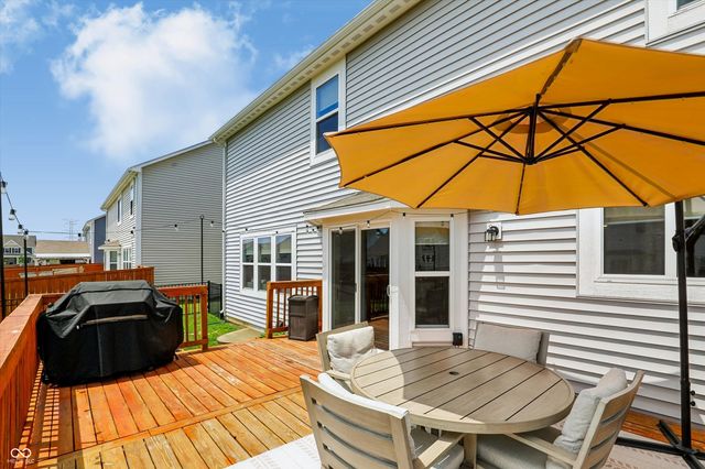 5521 Woods Pointe Drive, Mccordsville, IN 46055