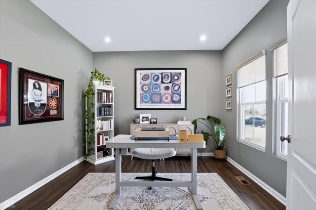 5521 Woods Pointe Drive, Mccordsville, IN 46055
