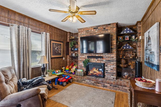 929 Lemont Dr, Nashville, TN 37216