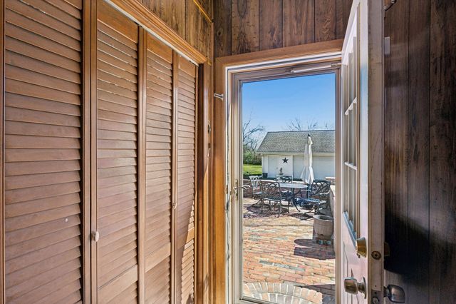 929 Lemont Dr, Nashville, TN 37216