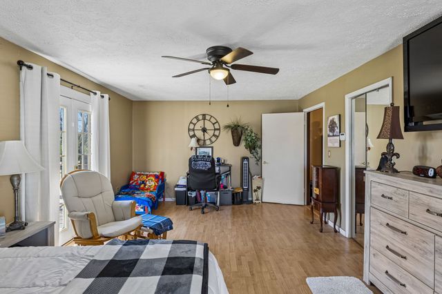 929 Lemont Dr, Nashville, TN 37216