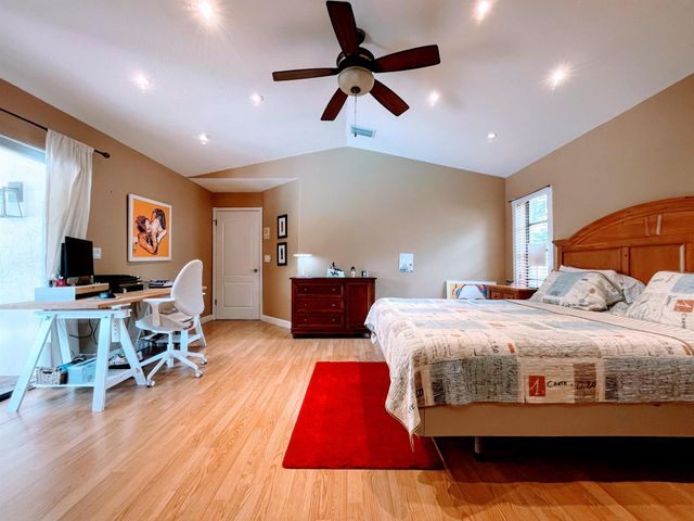 1701 NW 97th Terrace, Plantation, FL 33322