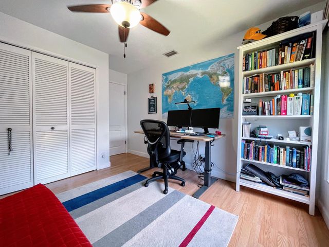 1701 NW 97th Terrace, Plantation, FL 33322