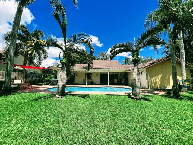 1701 NW 97th Terrace, Plantation, FL 33322