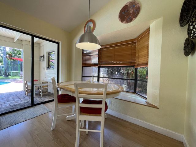 1701 NW 97th Terrace, Plantation, FL 33322