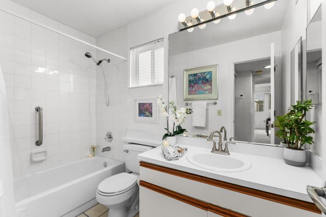 217 Ocean Park Lane Lane V49, Cape Canaveral, FL 32920