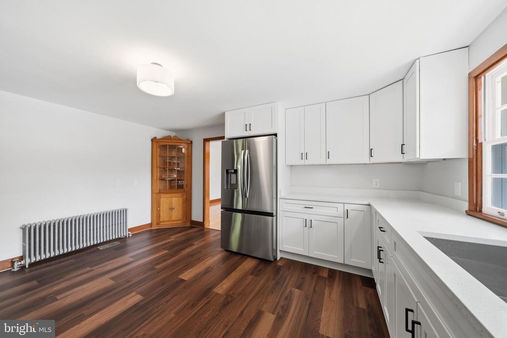 Image 22 of property listing at 118 CITY VIEW AVE, Westminster, MD 21157