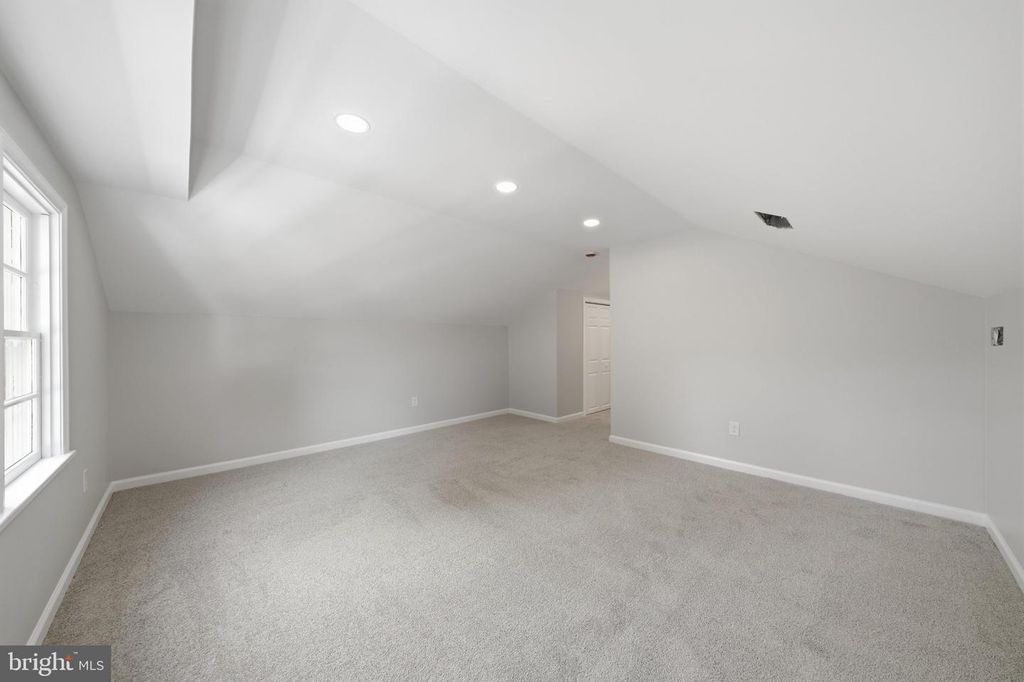 Image 42 of property listing at 118 CITY VIEW AVE, Westminster, MD 21157