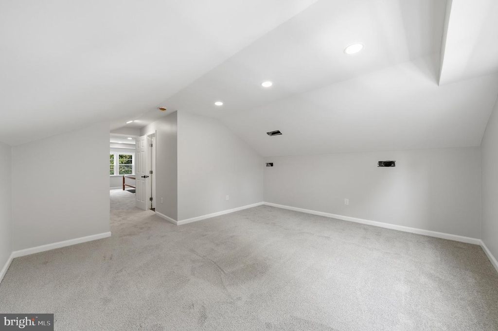 Image 43 of property listing at 118 CITY VIEW AVE, Westminster, MD 21157