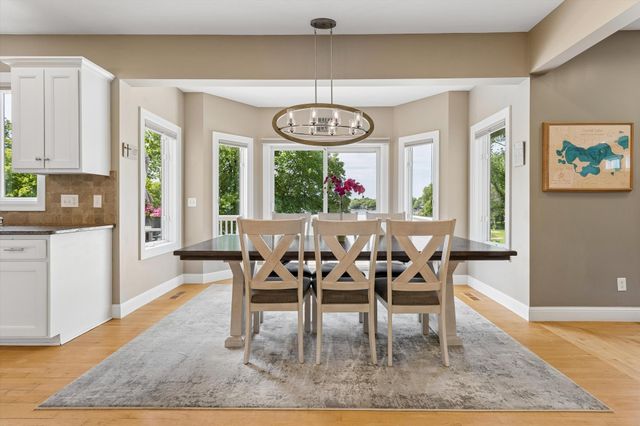 1496 Bluebill Bay Road, Burnsville, MN 55306