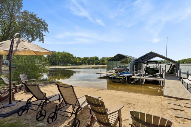 1496 Bluebill Bay Road, Burnsville, MN 55306