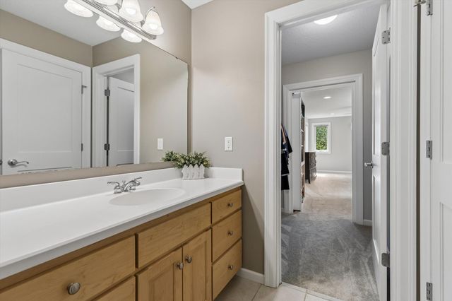 1496 Bluebill Bay Road, Burnsville, MN 55306