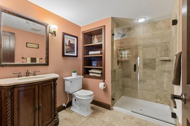 1496 Bluebill Bay Road, Burnsville, MN 55306