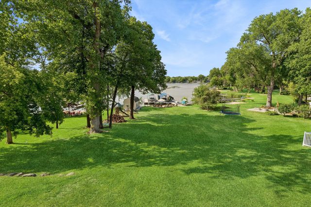 1496 Bluebill Bay Road, Burnsville, MN 55306