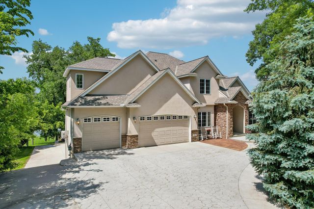 1496 Bluebill Bay Road, Burnsville, MN 55306
