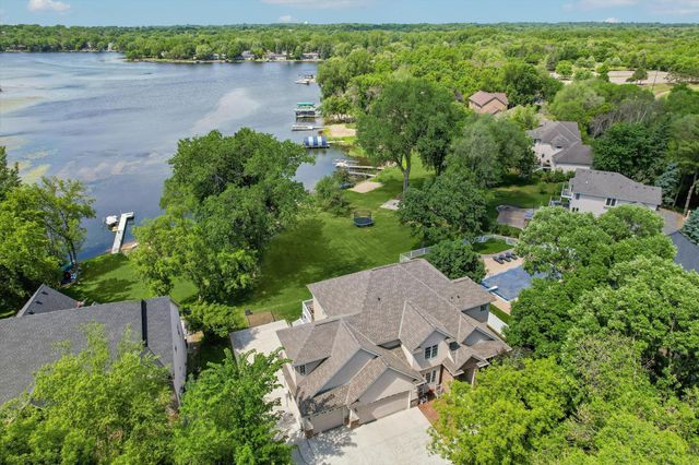 1496 Bluebill Bay Road, Burnsville, MN 55306