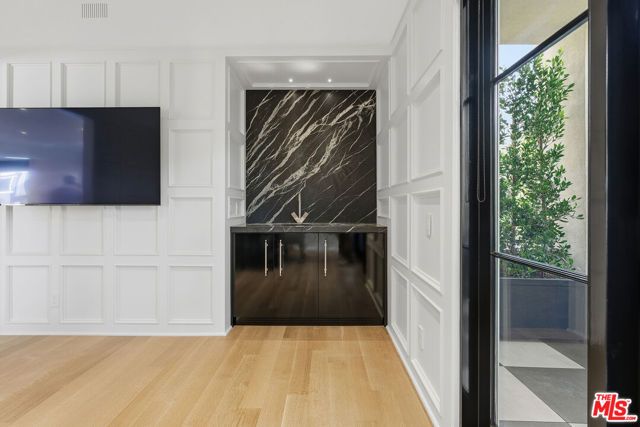 10124 Empyrean Way 203, Los Angeles, CA 90067