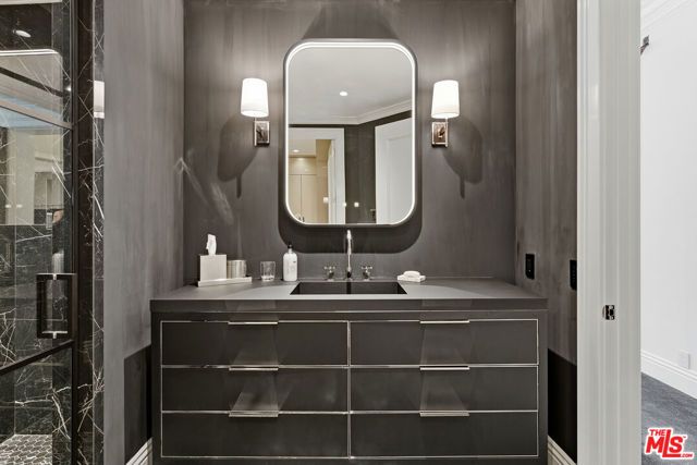 10124 Empyrean Way 203, Los Angeles, CA 90067