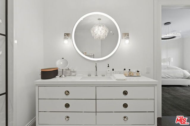 10124 Empyrean Way 203, Los Angeles, CA 90067