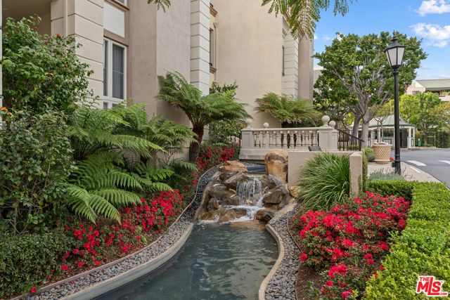 10124 Empyrean Way 203, Los Angeles, CA 90067