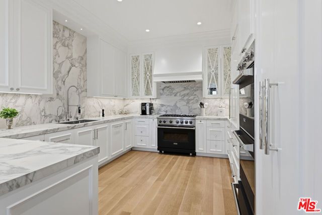 10124 Empyrean Way 203, Los Angeles, CA 90067