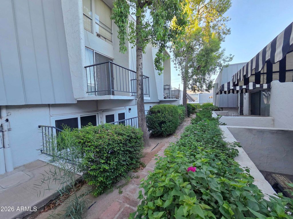 3416 N 44TH Street 18, Phoenix, AZ 85018 — photo 4