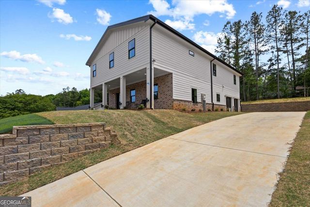 6848 Silver Maple Dr, Rex, GA 30273