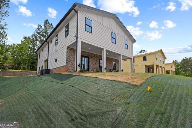 6848 Silver Maple Dr, Rex, GA 30273