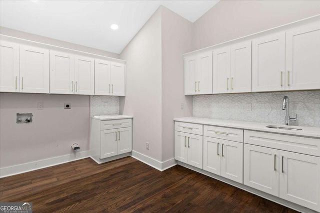 6848 Silver Maple Dr, Rex, GA 30273