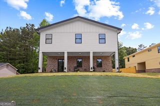 6848 Silver Maple Dr, Rex, GA 30273