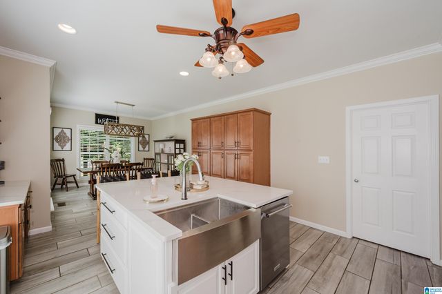 7000 SHADY OAKS LANE, Trussville, AL 35173