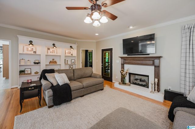 7000 SHADY OAKS LANE, Trussville, AL 35173