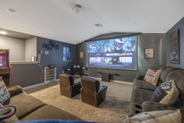 6428 W Oriole Avenue, Visalia, CA 93291