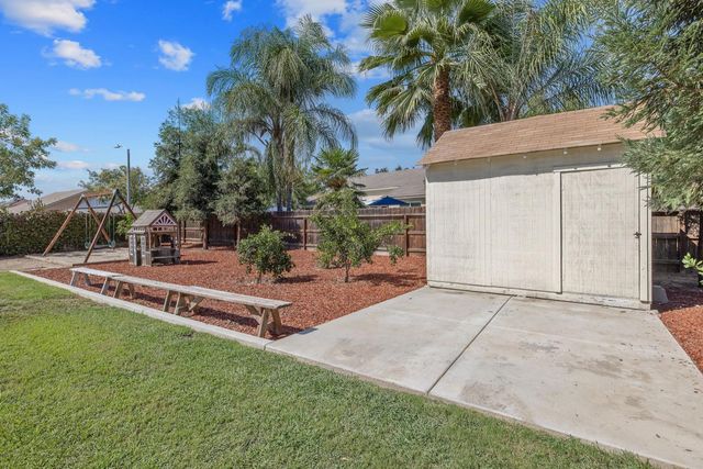6428 W Oriole Avenue, Visalia, CA 93291