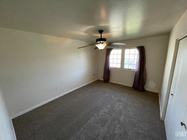 6212 Bel Aire Way, Bakersfield, CA 93309