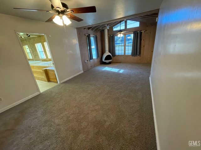 6212 Bel Aire Way, Bakersfield, CA 93309