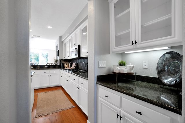 7068 Hearst Dr, El Dorado Hills, CA 95762