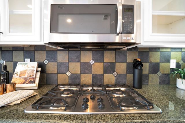 7068 Hearst Dr, El Dorado Hills, CA 95762
