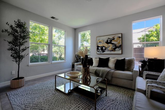 7068 Hearst Dr, El Dorado Hills, CA 95762
