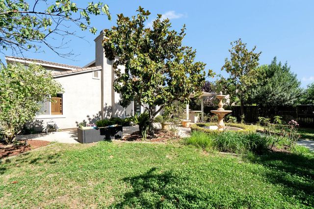 7068 Hearst Dr, El Dorado Hills, CA 95762