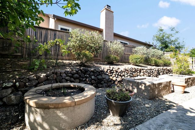 7068 Hearst Dr, El Dorado Hills, CA 95762