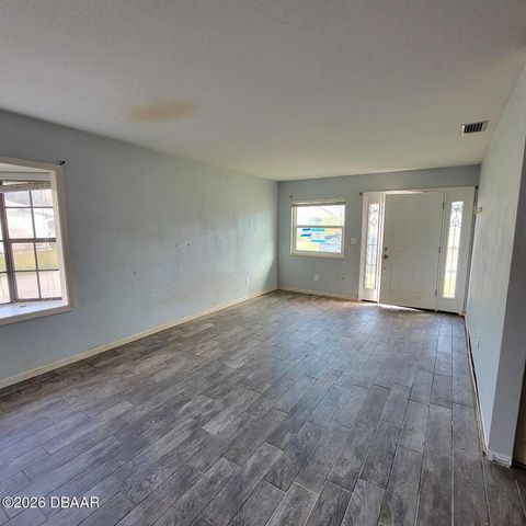 4 Bogey Circle, New Smyrna Beach, FL 32168